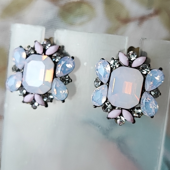 Pink Opaline Emerald Cut Teardrop Unsigned Pierced Earrings - Picture 2 of 11